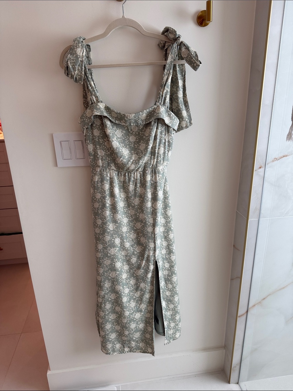 Trixxi Sage Green Floral Tie-Shoulder Midi Dress